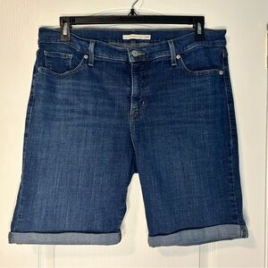 Levi's Classic Blue Denim Bermuda Jeans Shorts Women’s Size 18W